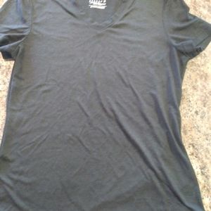 Ladies reebok t shirt size small